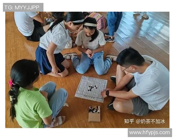 足球明星与棋艺的完美结合高清图片展示